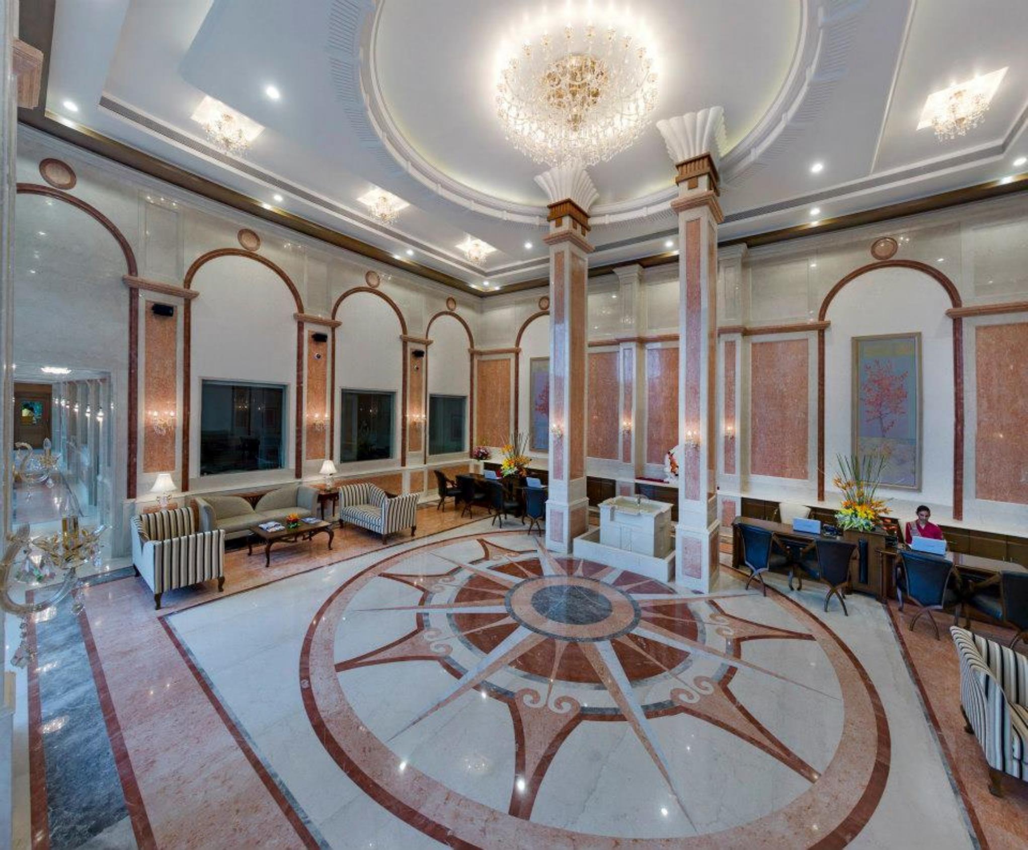 Royal Tulip Navi Mumbai Hotel Exterior foto