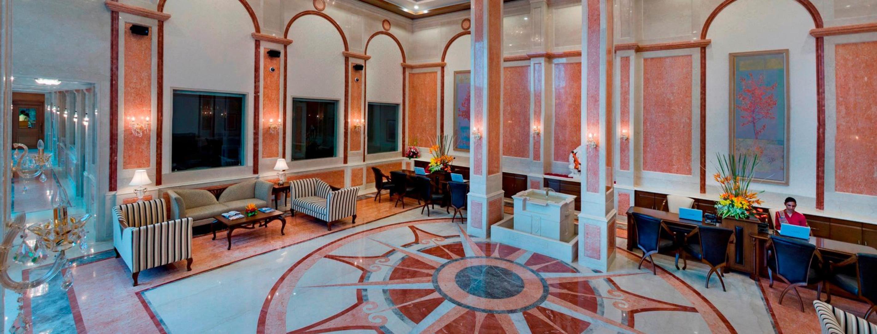 Royal Tulip Navi Mumbai Hotel Exterior foto