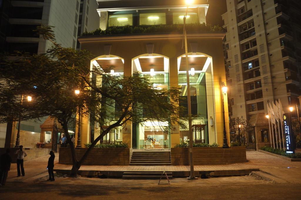 Royal Tulip Navi Mumbai Hotel Exterior foto